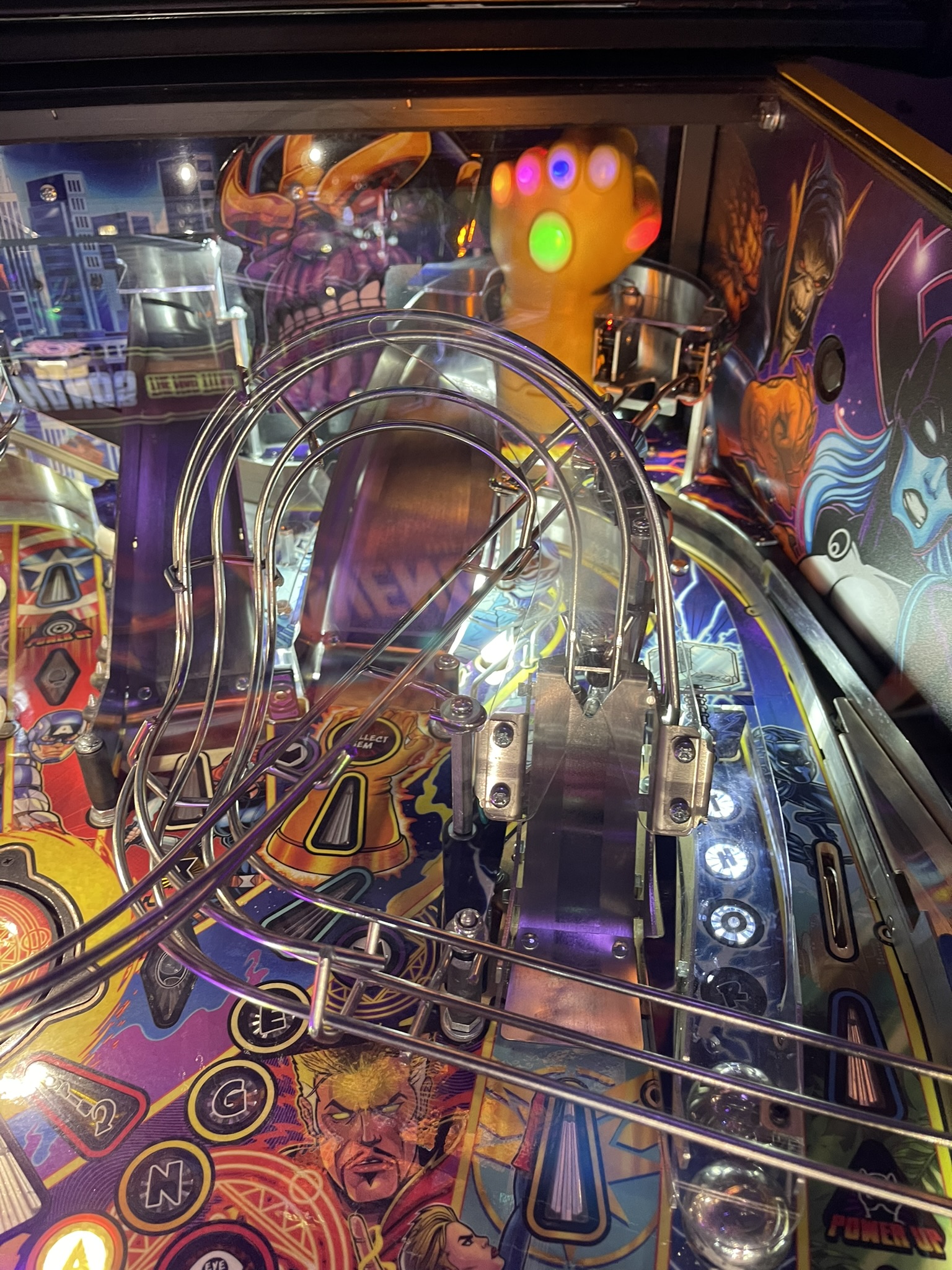 Avengers Infinity Quest LE